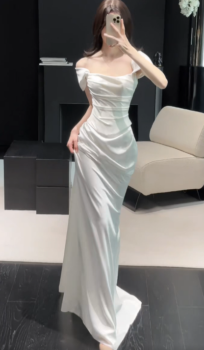 Elegant Sheath Chiffon Wedding Dress White Bridal Gown ED12042