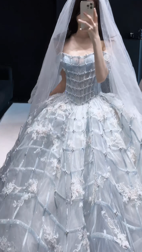 Elegant A-Line Tulle Wedding Dress Ice Blue Bridal Gown ED12043
