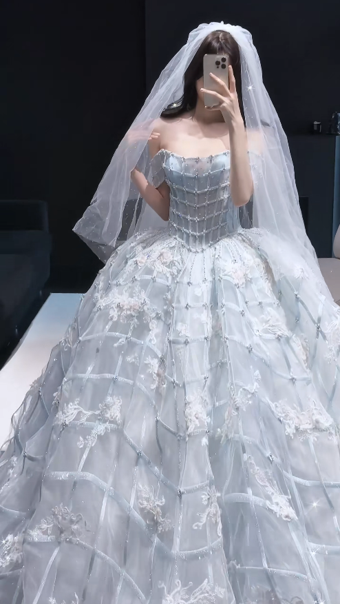 Elegant A-Line Tulle Wedding Dress Ice Blue Bridal Gown ED12043