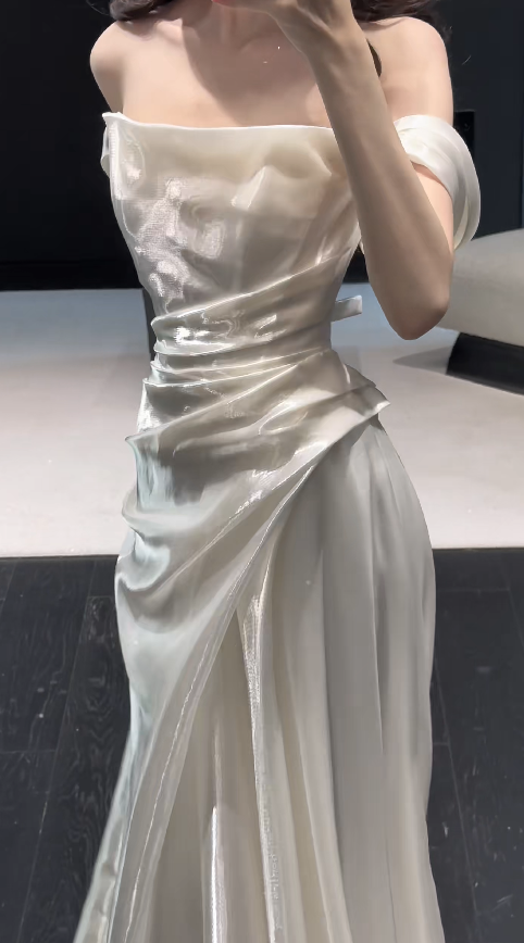 Elegant Sheath Chiffon Wedding Dress White Bridal Gown ED12045