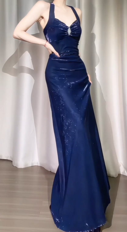 Schönes marineblaues, langes Abendkleid aus Satin in Etui-Passform ED12086