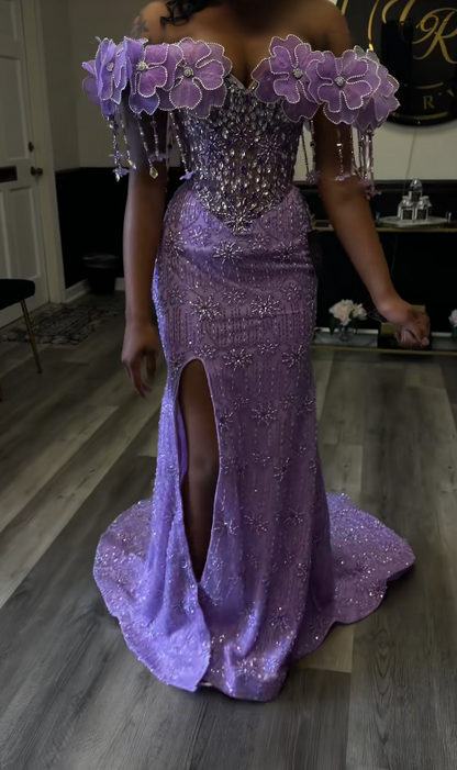 Hübsches lila Abendkleid aus Satin in Etui-Passform mit Perlenbesatz, langes Ballkleid ED12087