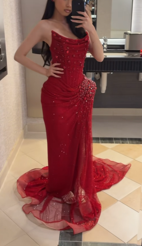 Wunderschönes rotes Ballkleid, Etui-Schnitt, Tüll, Strass, lange Abendkleider ED12094