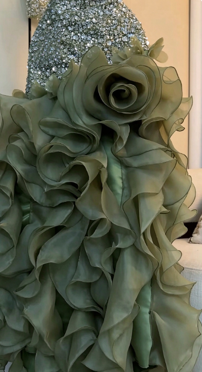 Chic Green Prom Dress Sheath Sequins Chifffon Long Evening Dresses ED12115