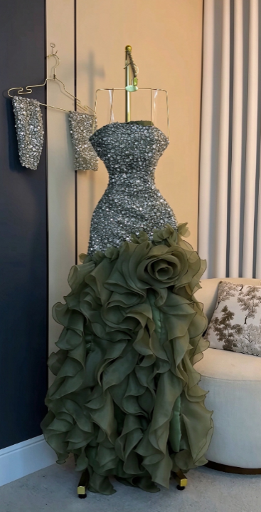 Chic Green Prom Dress Sheath Sequins Chifffon Long Evening Dresses ED12115