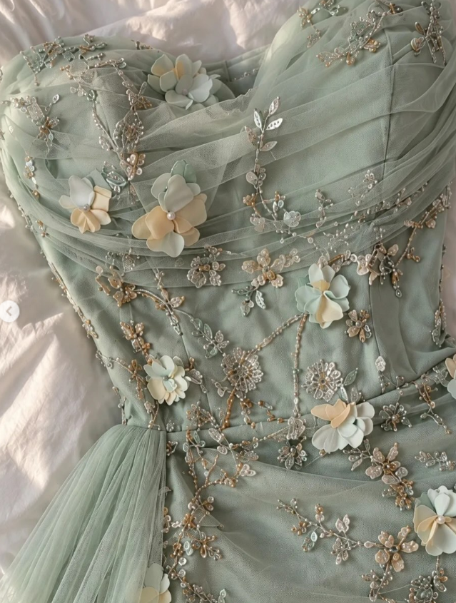 Schickes grünes Abschlussballkleid, figurbetontes, perlenbesetztes Chiffon-Abendkleid in langer Form ED12116