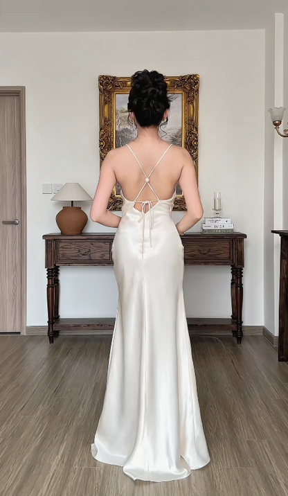 Robe de soirée longue simple blanche pour invitée de mariage, coupe fourreau en satin ED12128