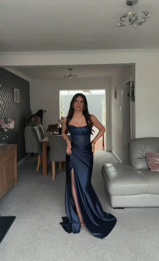 Robe de bal chic bleu marine, robe de soirée longue fourreau en satin ED12170