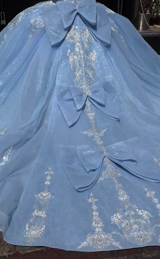 Wunderschönes Ballkleid aus Tüll, blaues Quinceañera-Kleid, langes Sweet-16-Kleid ED12219