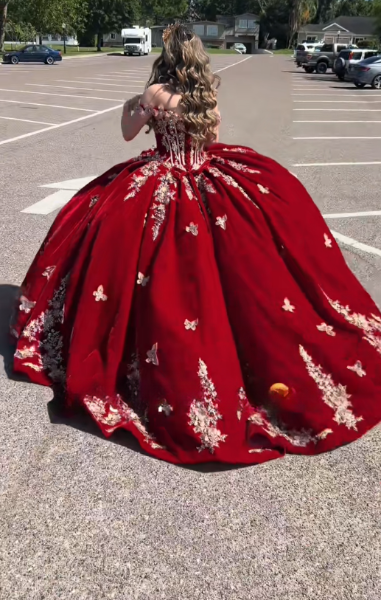 Magnifique robe de bal en velours pour quinceañera, robe longue bordeaux pour 16 ans ED12221