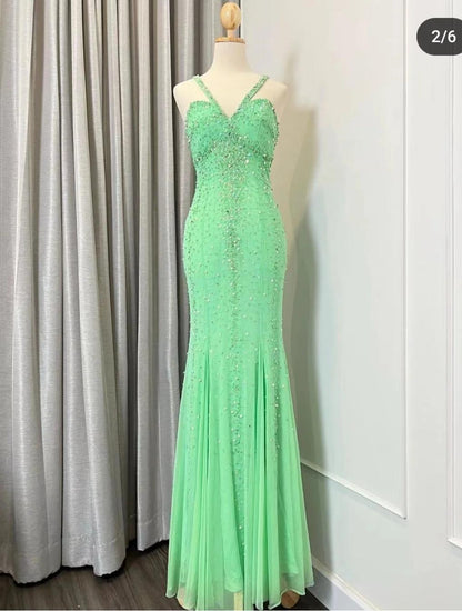 Robe de soirée élégante et longue, style sirène, en mousseline de soie, col en V, verte, ornée de perles, ED02091