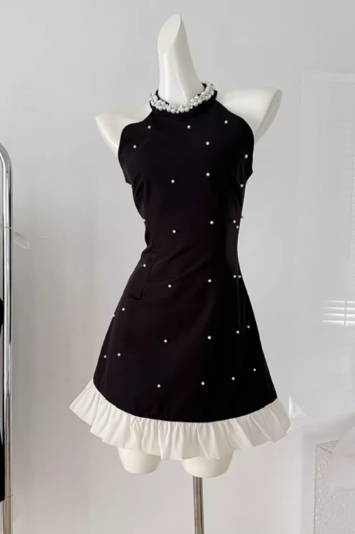 Schwarzes A-Linien-Ballkleid mit Perlenbesatz und Neckholder, kurzes Homecoming-Kleid ED0959