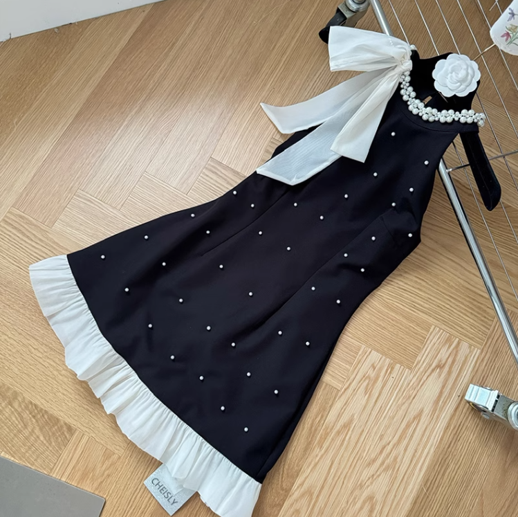 Schwarzes A-Linien-Ballkleid mit Perlenbesatz und Neckholder, kurzes Homecoming-Kleid ED0959