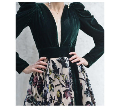 Elegant Long Sleeves A-Line Green Long Evening Dress EF007