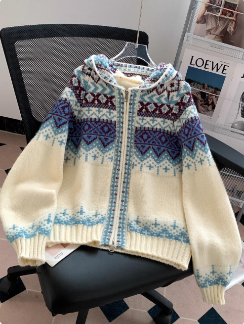 Off-white Fair Isle knit sweater with duffle coat, hooded vintage knit cardigan EP01443