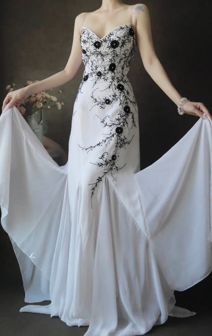 Vintage Spaghetti Strap A-Line Long Prom Dresses Chiffon Applique White Open Back Evening Dresses EP04786