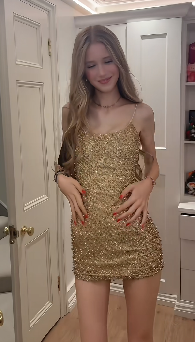 Glittery Gold Homecoming Dresses, Spaghetti Strap Bodycon Short Prom Dresses, Beaded Birthday Dresses EP04803