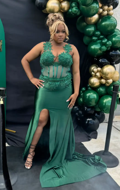Elegant Jewel Sheath Dark Green Long Prom Dresses Satin Appliques Dark Green Evening Gowns with Slits EP04957