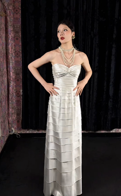 Chic Sweetheart Neck Sheath White Long Prom Dresses Satin Sleeveless Party Dresses White Evening Dresses EP05129