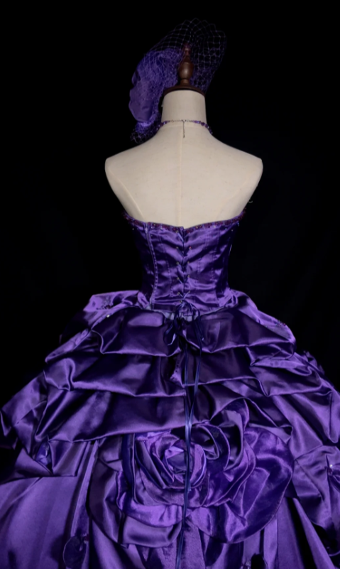 Gorgeous Sweetheart Neck Ball Gown Sleeveless Long Prom Dresses Satin Purple Quinceanera Dresses Sweet 16 Dress EP05145