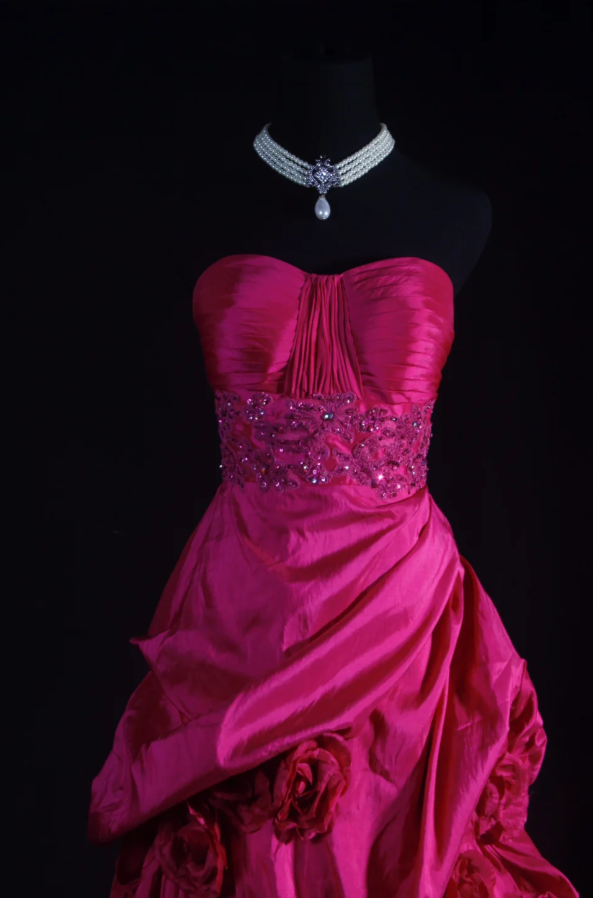 Chic Strapless A-Line Long Prom Dresses Satin Fuchsia Evening Dresses Sleeveless Fuchsia Birthday Dresses EP05671