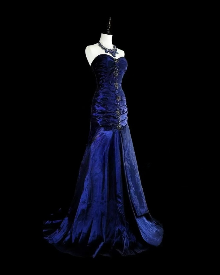 Vintage Strapless Sheath Long Prom Dresses Satin Navy Blue Evening Dresses Sleeveless Navy Blue Birthday Dresses EP05675