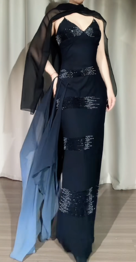 Glam Spaghetti Straps Sheath Long Prom Dresses Chiffon Sequins Black Evening Dresses Sleeveless Black Formal Dresses EP05681