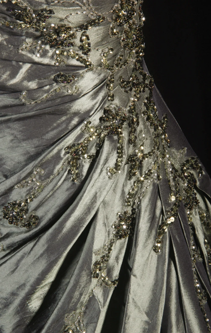 Gorgeous Strapless Sheath Long Prom Dresses Sleeveless Birthday Dresses Satin Silver Gray Evening Dresses    EP05693