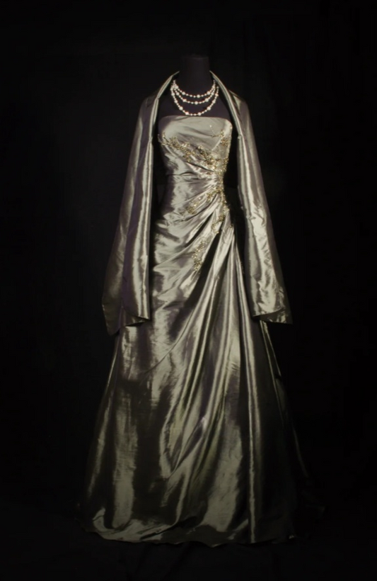 Gorgeous Strapless Sheath Long Prom Dresses Sleeveless Birthday Dresses Satin Silver Gray Evening Dresses    EP05693