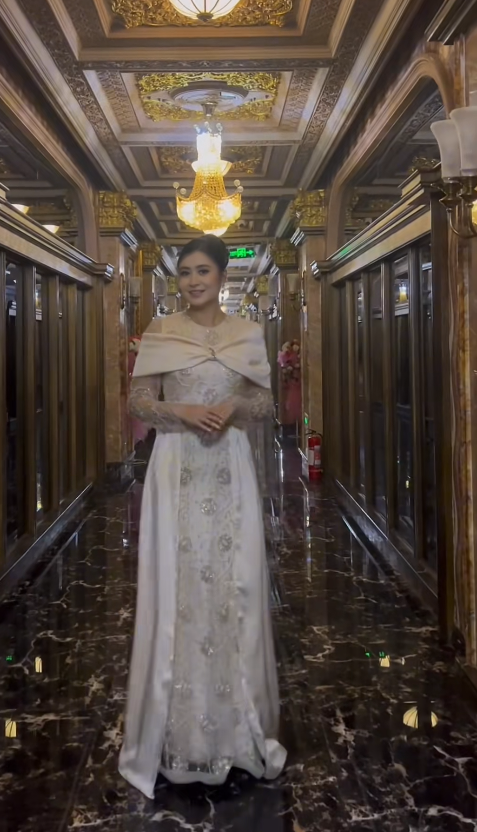 Elegant Sheath Long Prom Dresses Chiffon Champagne Wedding Guest Dresses EP05707