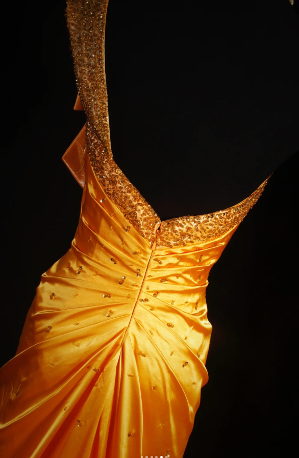 Gorgeous Yellow Sheath Long Prom Dresses Beaded Satin One-shoulder Formal Dresses Sleeveless Evening Dresses EP06008