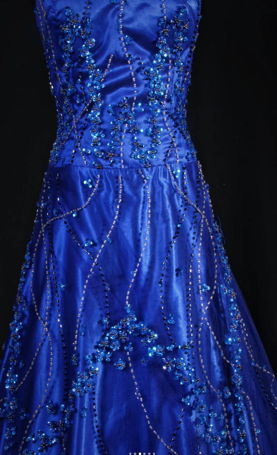 Gorgeous Blue A-Line Long Prom Dresses Satin Beaded Strapless Formal Dresses Sleeveless Evening Dresses EP06010