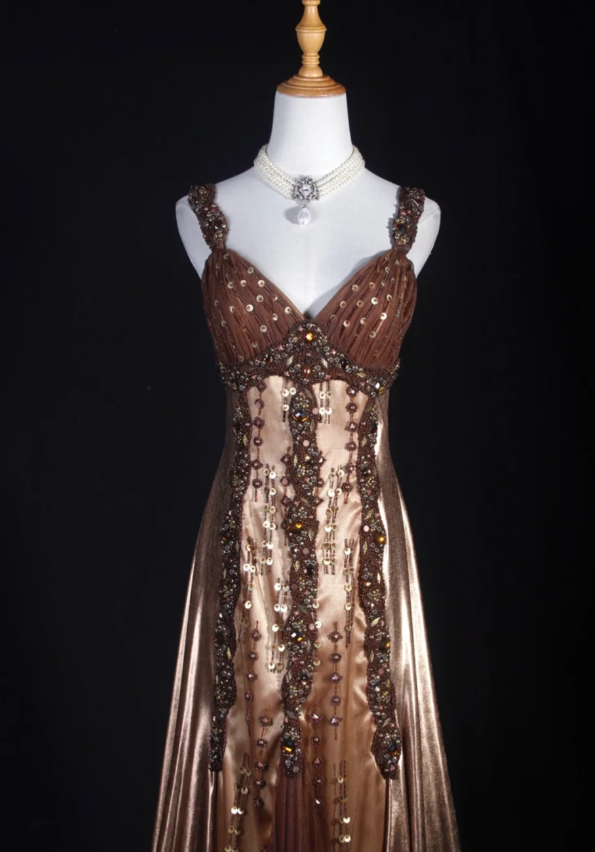 Gorgeous Brown Sheath Long Prom Dresses Satin Beaded Spaghetti Straps Formal Dresses Sleeveless Evening Dresses EP06016