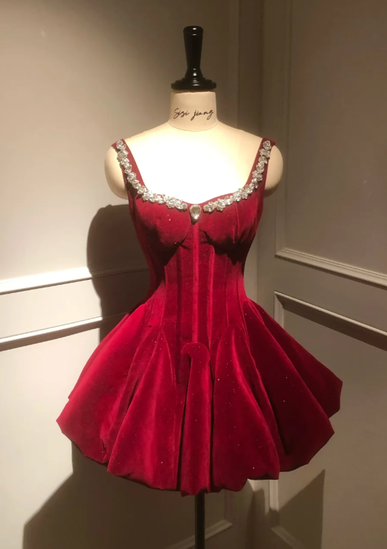 Cute Burgundy A-Line Short Christmas Dresses Velvet Diamonds Straps Birthday Dresses Sleeveless Party Dresses EP06027