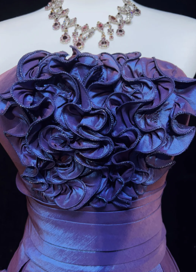 Chic Purple Sheath Short Prom Dresses Satin Strapless Evening Dresses Sleeveless Christmas Dresses EP06037