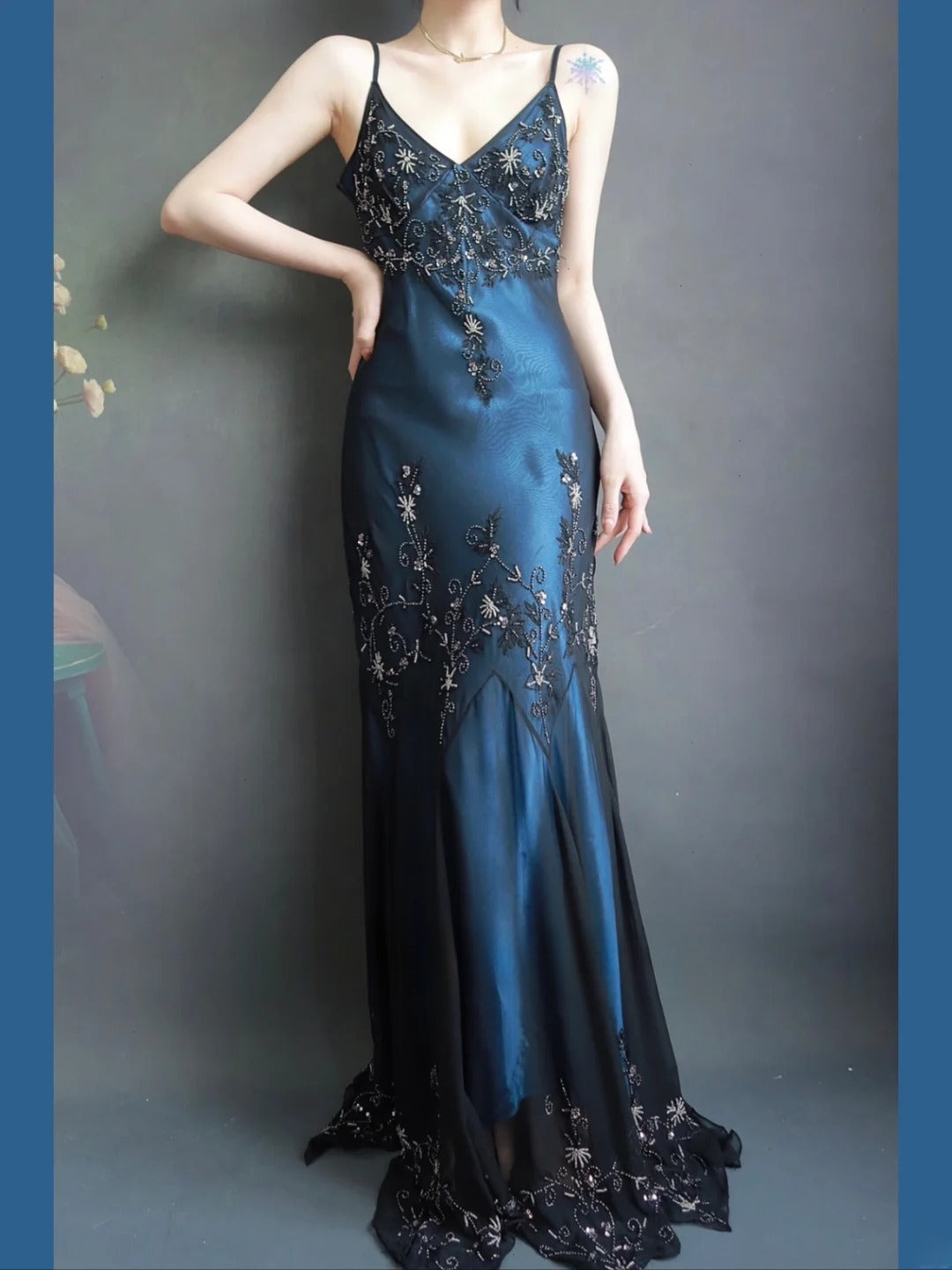 Chic Blue Long Prom Dresses Sheath Spaghetti Straps Birthday Dresses Chiffon Beaded Satin Sleeveless Evening Dresses EP06062