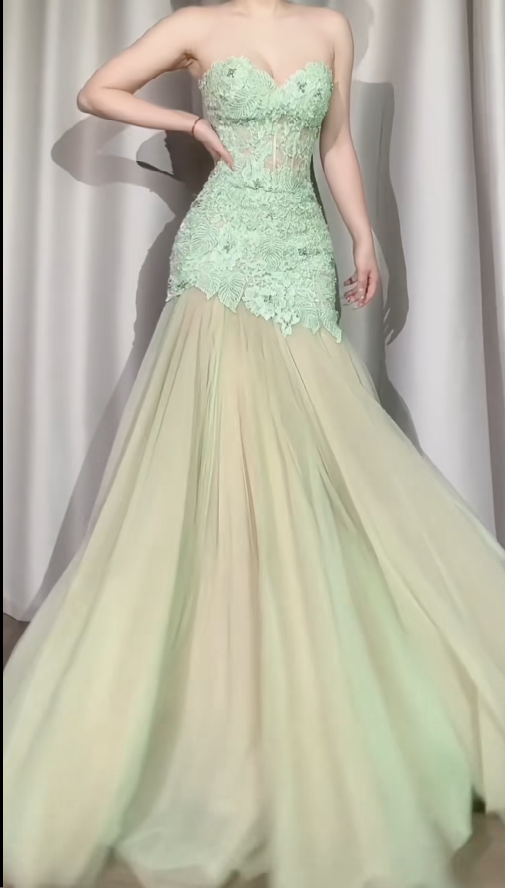 Fairy Green Birtdhay Dresses A-Line Sweetheart Long Prom Dresses Lace Chiffon Sleeveless Evening Dress EP06075