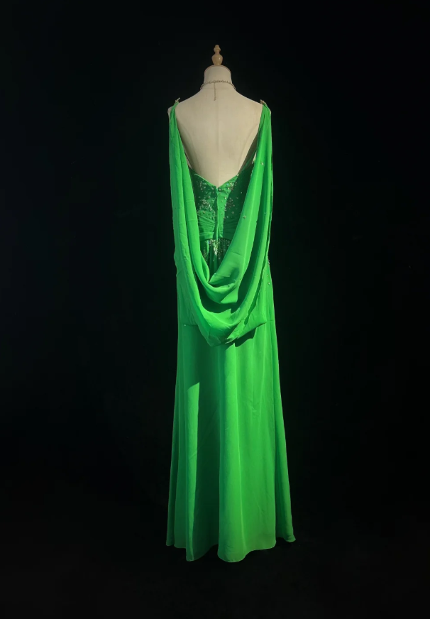 Chic Green Long Prom Dresses Beaded Chiffon Sheath Evening Dresses Spaghetti Straps Sleeveless Formal Dresses EP06080
