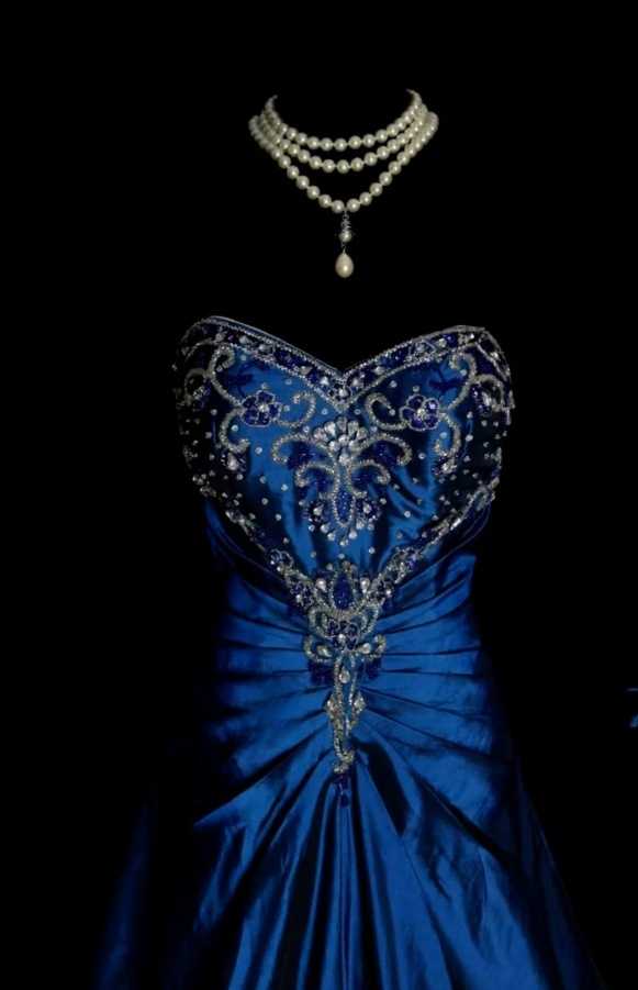 Glam Blue A-Line Long Prom Dresses Satin Beaded Strapless Evening Dresses Sleeveless Formal Dresses EP06090