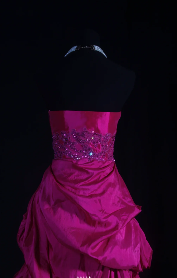 Gorgeous Fuchsia A-Line Long Prom Dresses Satin Strapless Evening Dresses Sleeveless Formal Dresses EP06092