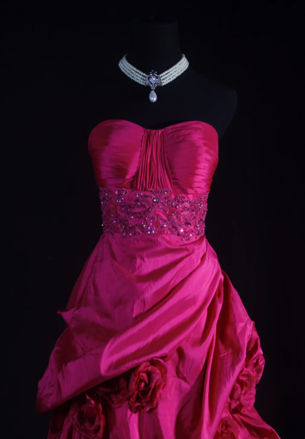 Gorgeous Fuchsia A-Line Long Prom Dresses Satin Strapless Evening Dresses Sleeveless Formal Dresses EP06092