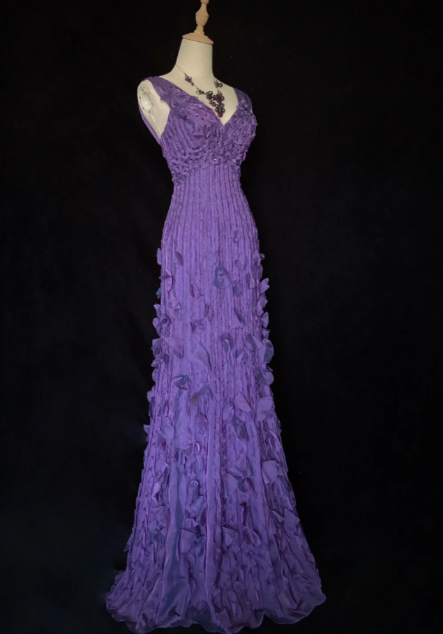 Gorgeous Purple Sheath Long Prom Dresses Chiffon V-neck Evening Dresses Sleeveless Formal Dresses EP06100