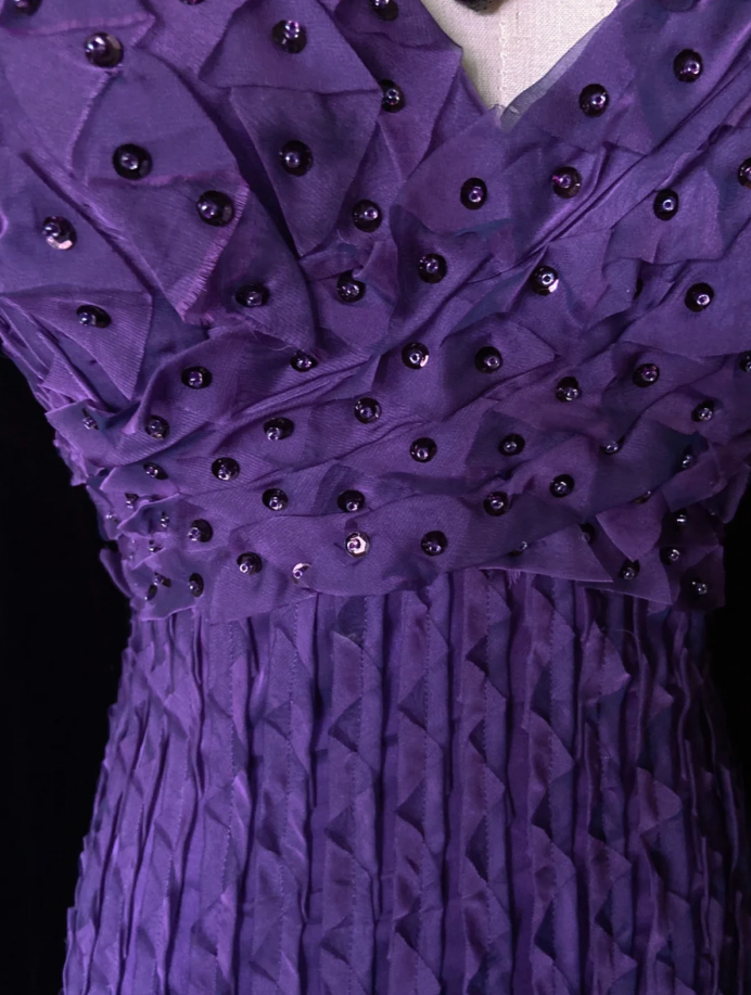 Gorgeous Purple Sheath Long Prom Dresses Chiffon V-neck Evening Dresses Sleeveless Formal Dresses EP06100