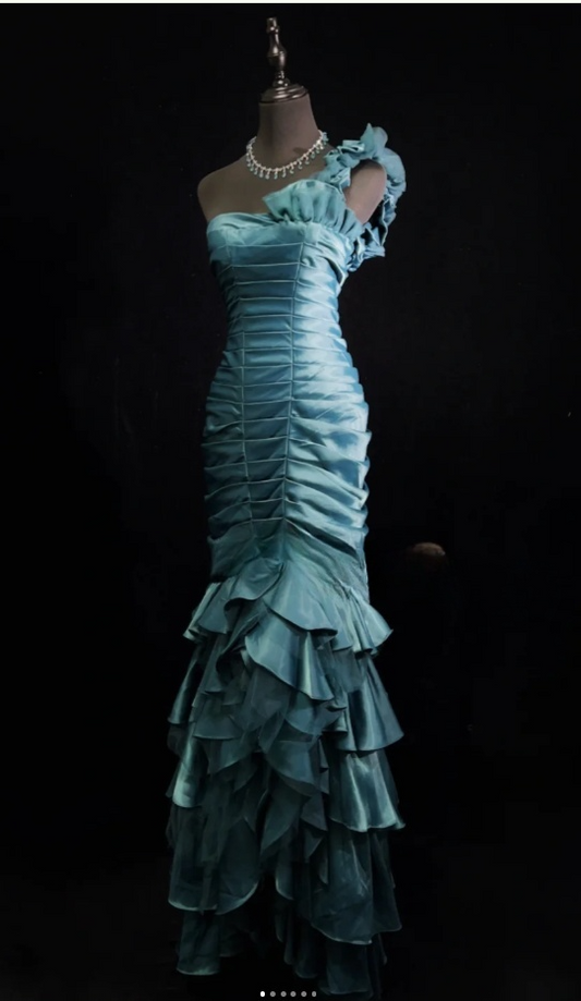 Gorgeous Blue Sheath Long Prom Dresses Satin One-shoulder Evening Dresses Sleeveless Formal Dresses EP06101