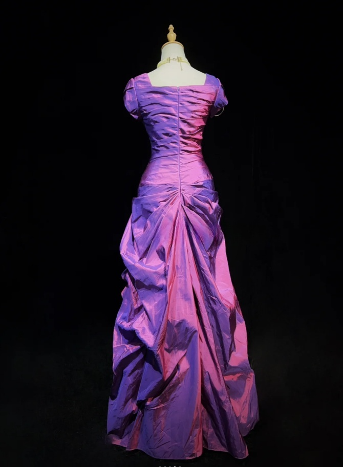 Gorgeous Purple Sheath Long Prom Dresses Satin Square Neck Evening Dresses Sleeves Formal Dresses EP06102