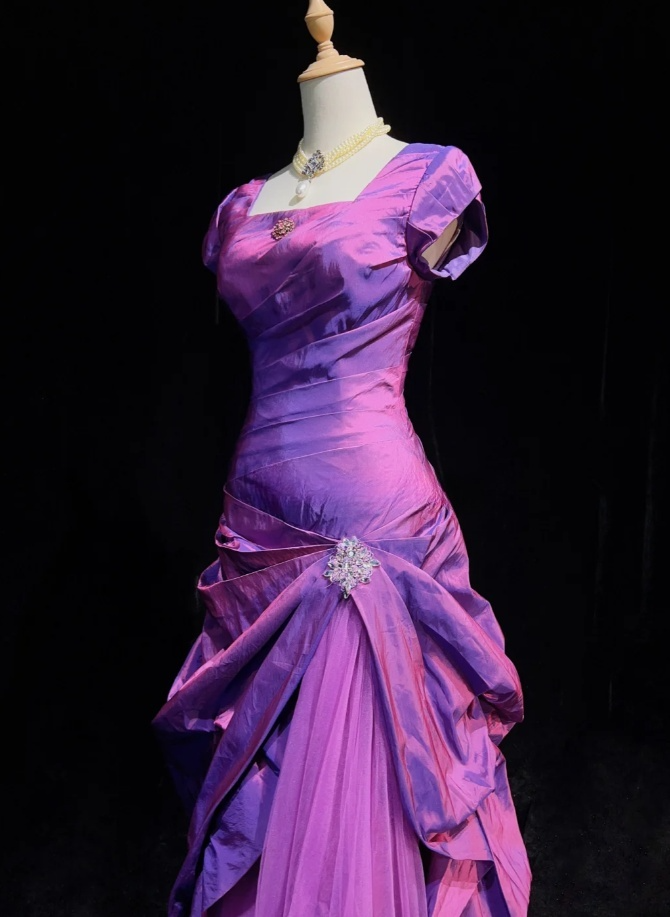 Gorgeous Purple Sheath Long Prom Dresses Satin Square Neck Evening Dresses Sleeves Formal Dresses EP06102