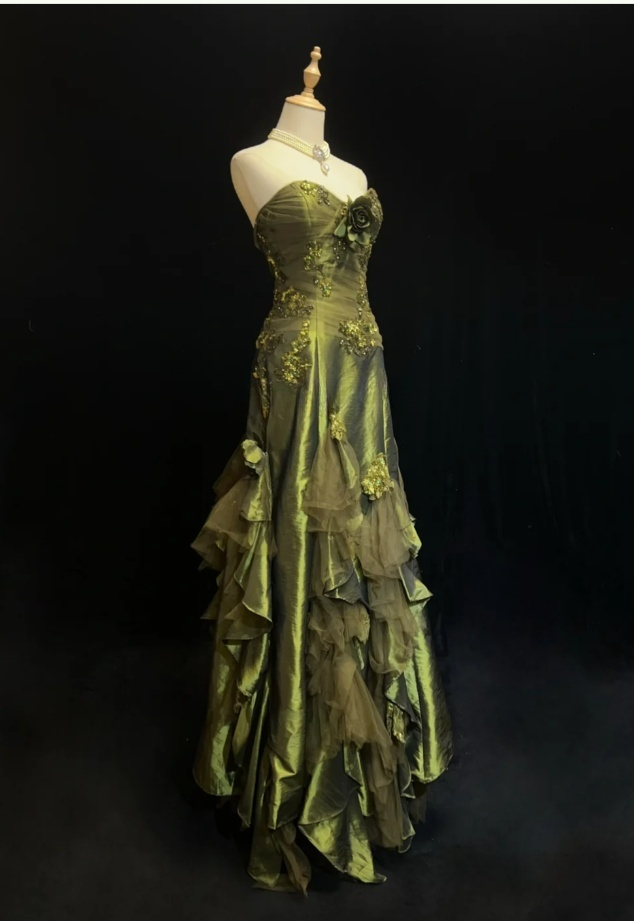 Glam Green Long Prom Dresses Appliques Sheath Evening Dresses Satin Strapless Formal Dresses EP06105