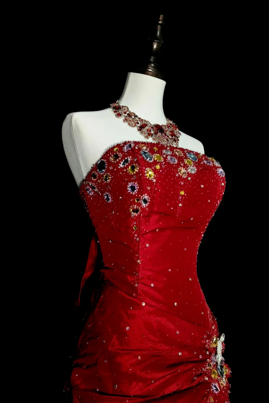 Glam Burgundy Long Prom Dresses Strapless Mermaid Evening Dresses Beaded Satin Sleeveless Formal Dresses EP06802