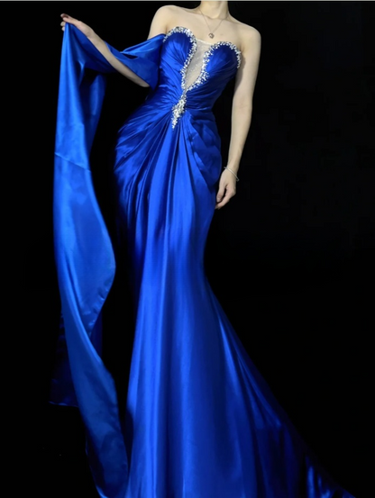 Glam Royal Blue Long Prom Dresses Sweetheart Sheath Evening Dresses Beaded Satin Sleeveless Formal Dresses EP06807