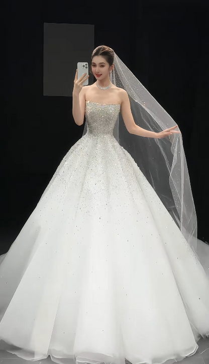Elegant White Wedding Dress Long Tulle Sequins Strapless Bridal Dress A-Line Sleeveless Bridal Gown EP07393